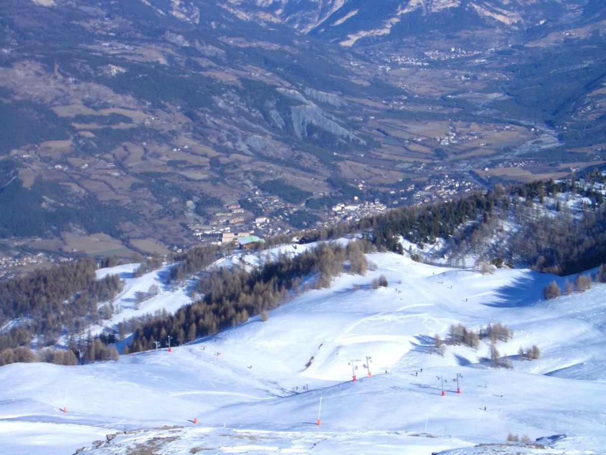 Maison Chaleureuse Pres Des Pistes De Barcelonnette - Cheminee Bagian luar foto